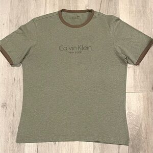 Calvin Klein Man Green T shirt Short sleeve Small